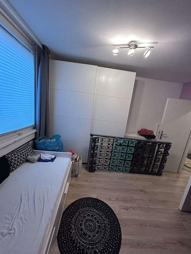 Prenájom bytu 3-izbový 64 m², Osterfelder Str. 43, Bottrop, Severné Porýnie - Westfálsko Prenájom bytu 3-izbový 64 m², Osterfelder Str. 43, Bottrop, Severné Porýnie - Westfálsko