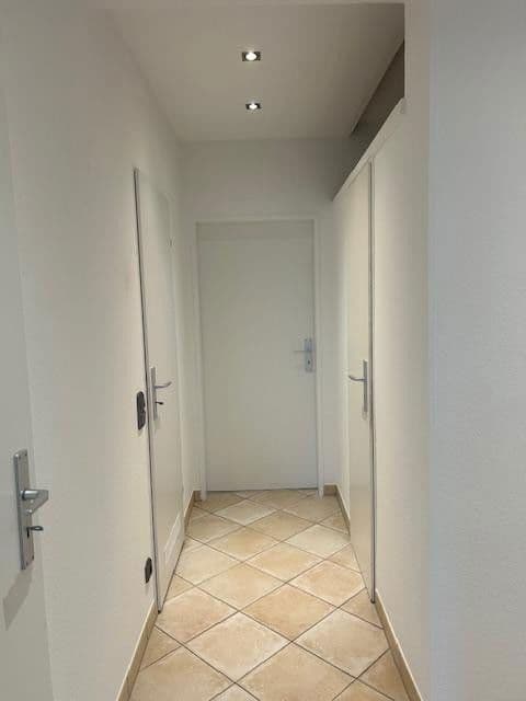 Prenájom bytu 3-izbový 82 m², Einsteinstrasse 182, Neuss, Severné Porýnie - Westfálsko Prenájom bytu 3-izbový 82 m², Einsteinstrasse 182, Neuss, Severné Porýnie - Westfálsko