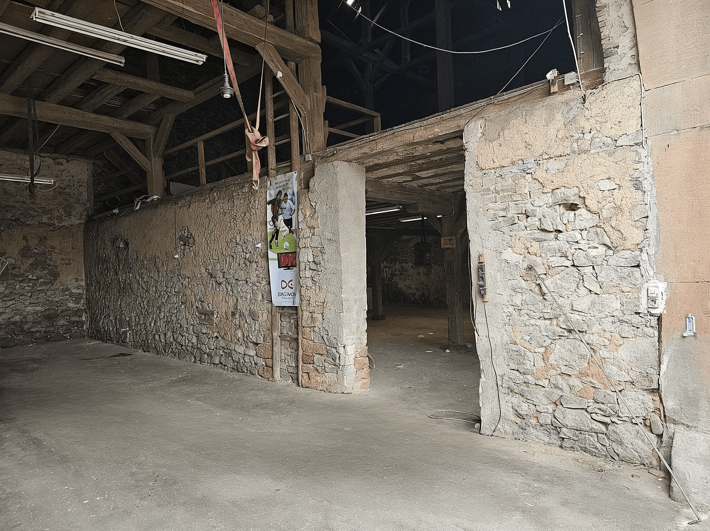 Prenájom nebytového priestoru 340 m², Steinfurther Hauptstraße 27, Bad Nauheim, Hesensko Prenájom nebytového priestoru 340 m², Steinfurther Hauptstraße 27, Bad Nauheim, Hesensko