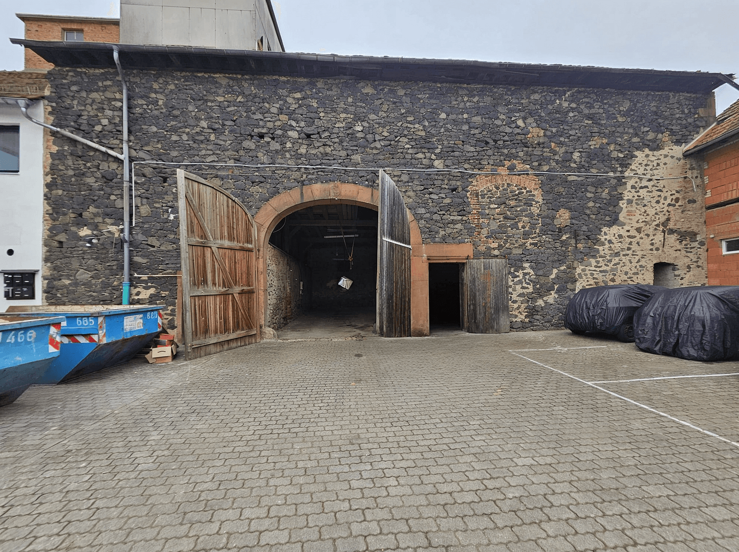 Prenájom nebytového priestoru 340 m², Steinfurther Hauptstraße 27, Bad Nauheim, Hesensko Prenájom nebytového priestoru 340 m², Steinfurther Hauptstraße 27, Bad Nauheim, Hesensko