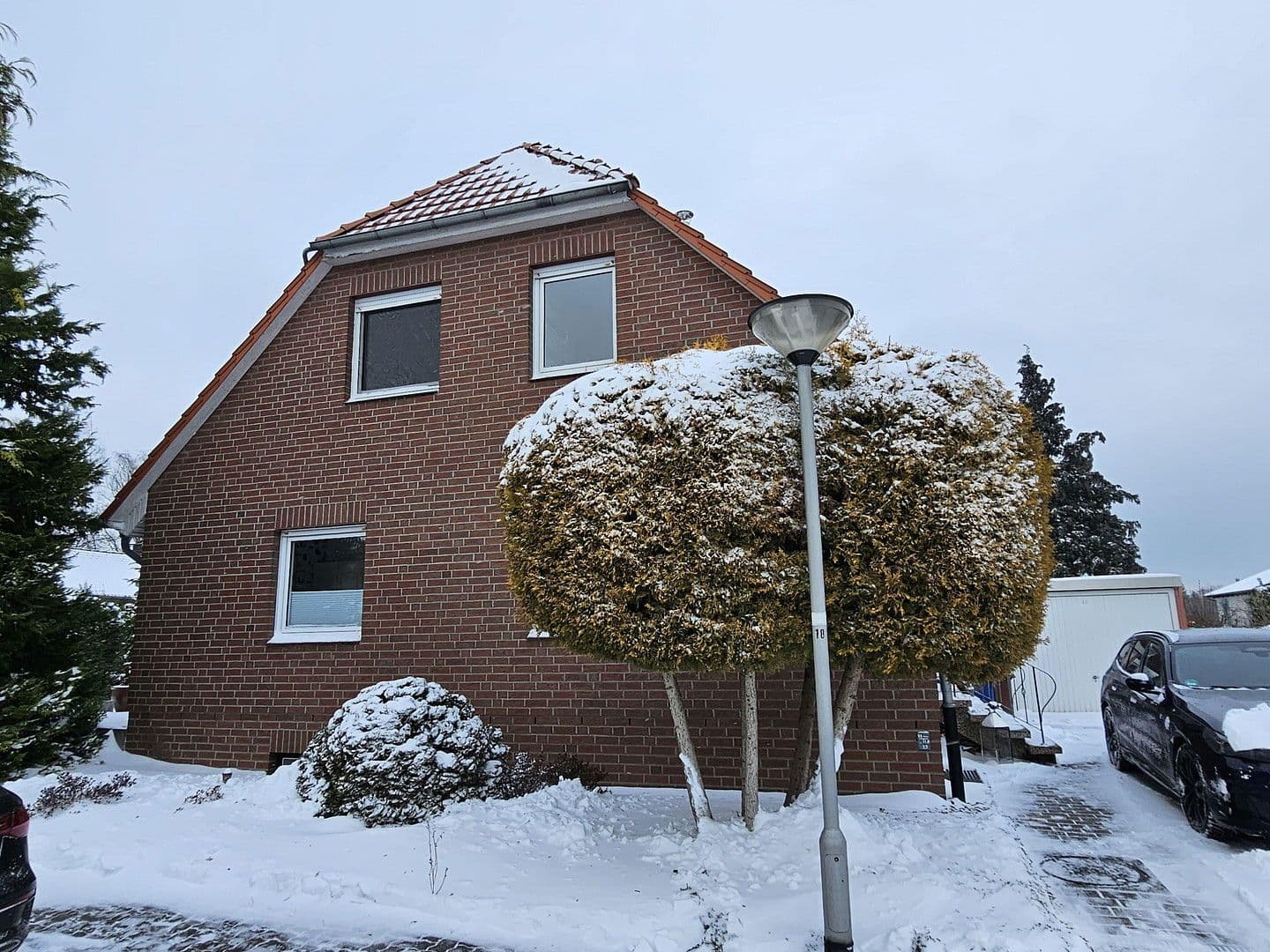 Predaj domu 120 m², pozemek 735 m², Salzgitter, Dolné Sasko Predaj domu 120 m², pozemek 735 m², Salzgitter, Dolné Sasko