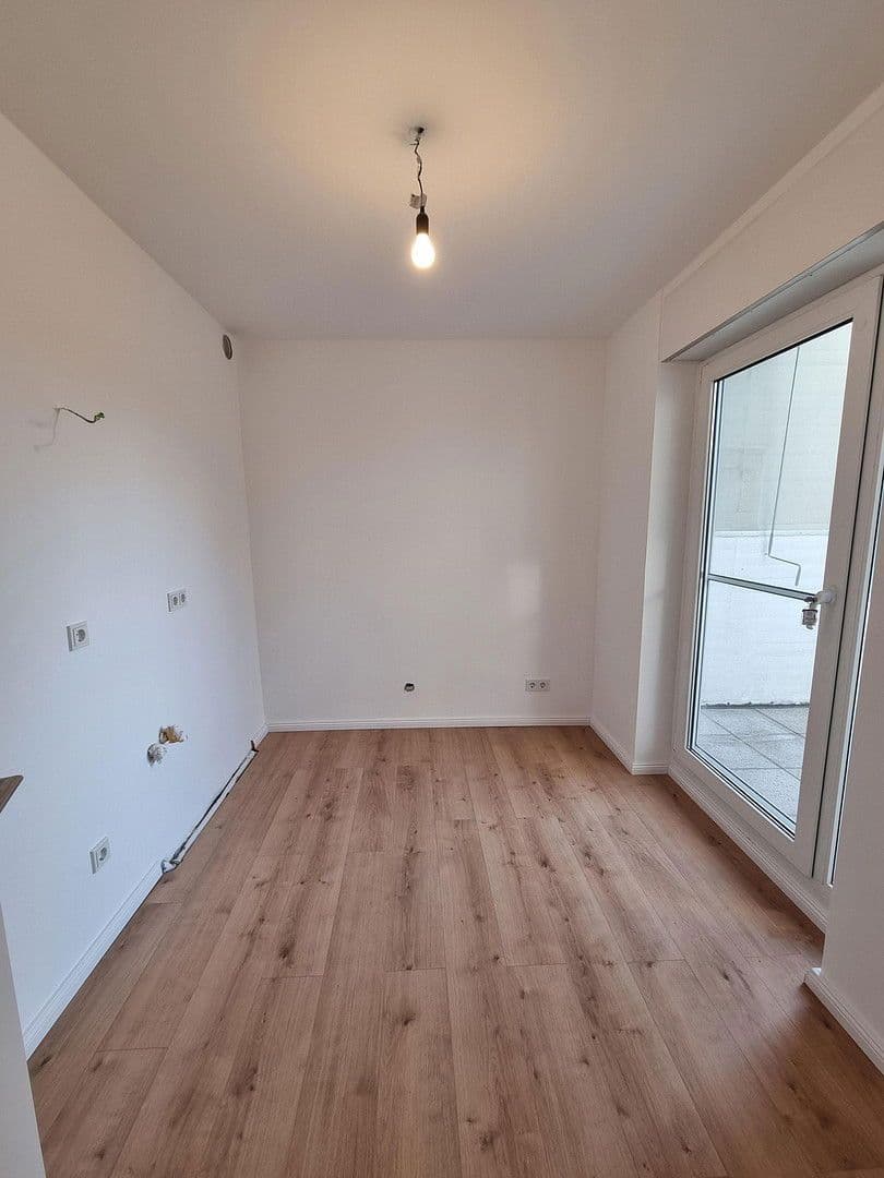 Prenájom bytu 3-izbový 100 m², Bergisch Gladbach, Severné Porýnie - Westfálsko Prenájom bytu 3-izbový 100 m², Bergisch Gladbach, Severné Porýnie - Westfálsko