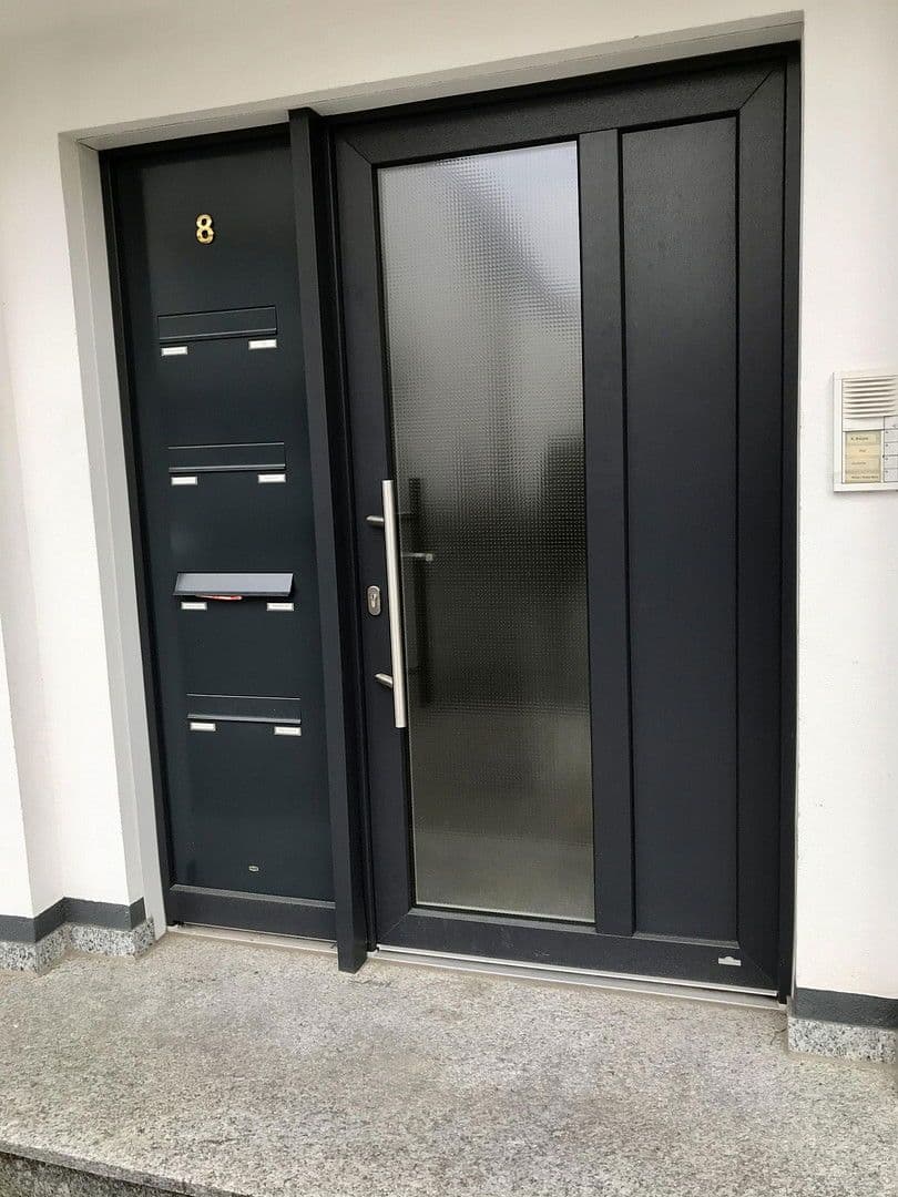 Prenájom bytu 3-izbový 75 m², Münzenburgstr. 8, Oberursel (Taunus), Hesensko Prenájom bytu 3-izbový 75 m², Münzenburgstr. 8, Oberursel (Taunus), Hesensko