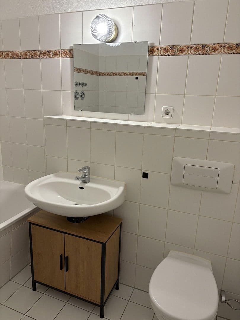 Prenájom bytu 1-izbový 36 m², Tannenstraße 4, Chemnitz, Sasko Prenájom bytu 1-izbový 36 m², Tannenstraße 4, Chemnitz, Sasko