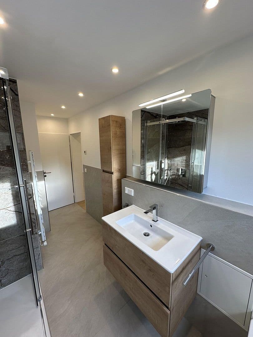 Prenájom bytu 4-izbový 108 m², Gabelsbergerstraße 37, Dortmund, Severné Porýnie - Westfálsko Prenájom bytu 4-izbový 108 m², Gabelsbergerstraße 37, Dortmund, Severné Porýnie - Westfálsko