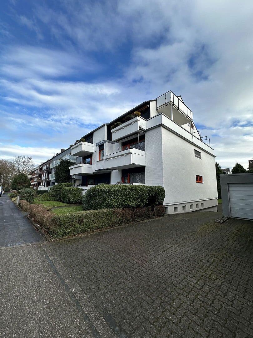 Prenájom bytu 4-izbový 108 m², Gabelsbergerstraße 37, Dortmund, Severné Porýnie - Westfálsko Prenájom bytu 4-izbový 108 m², Gabelsbergerstraße 37, Dortmund, Severné Porýnie - Westfálsko