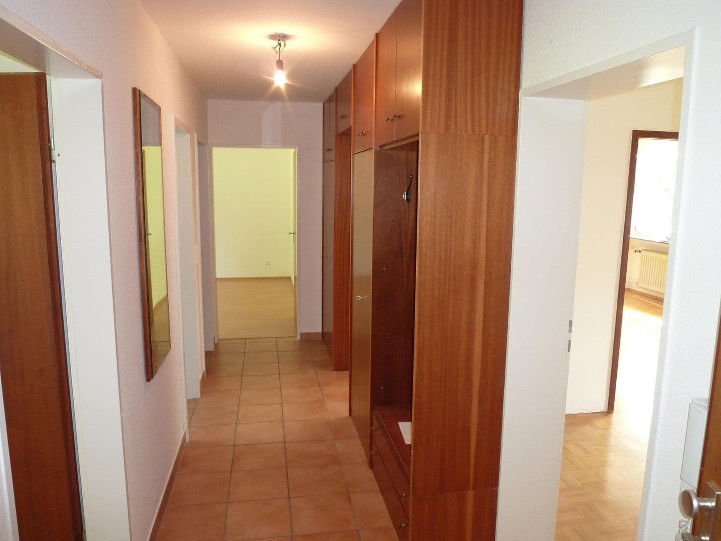 Prenájom bytu 3-izbový 100 m², Am Wiesengrund 4, Straubenhardt, Bádensko-Wurttembersko Prenájom bytu 3-izbový 100 m², Am Wiesengrund 4, Straubenhardt, Bádensko-Wurttembersko