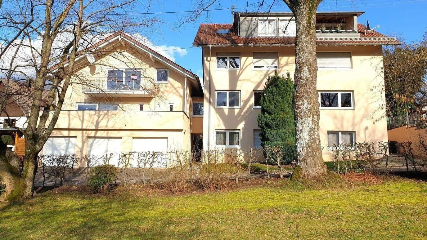 Prenájom bytu 3-izbový 100 m², Am Wiesengrund 4, Straubenhardt, Bádensko-Wurttembersko Prenájom bytu 3-izbový 100 m², Am Wiesengrund 4, Straubenhardt, Bádensko-Wurttembersko