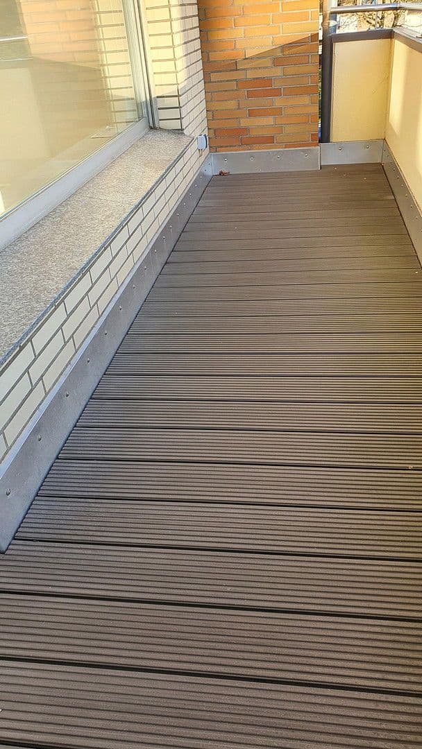 Prenájom bytu 3-izbový 82 m², Duisburg, Severné Porýnie - Westfálsko Prenájom bytu 3-izbový 82 m², Duisburg, Severné Porýnie - Westfálsko