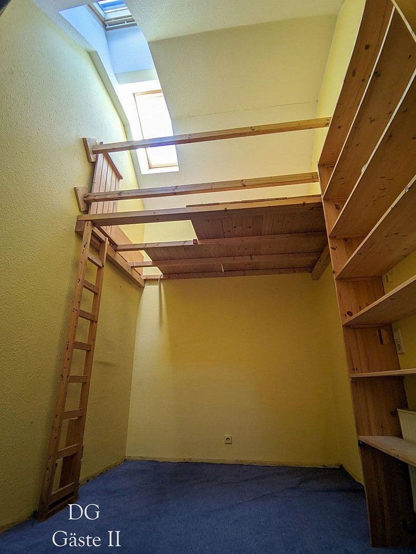 Predaj domu 168 m², pozemek 178 m², Bühlstraße 3/1, Uhingen, Bádensko-Wurttembersko Predaj domu 168 m², pozemek 178 m², Bühlstraße 3/1, Uhingen, Bádensko-Wurttembersko