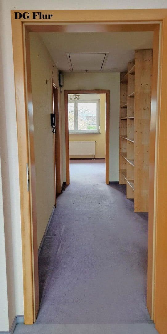 Predaj domu 168 m², pozemek 178 m², Bühlstraße 3/1, Uhingen, Bádensko-Wurttembersko Predaj domu 168 m², pozemek 178 m², Bühlstraße 3/1, Uhingen, Bádensko-Wurttembersko