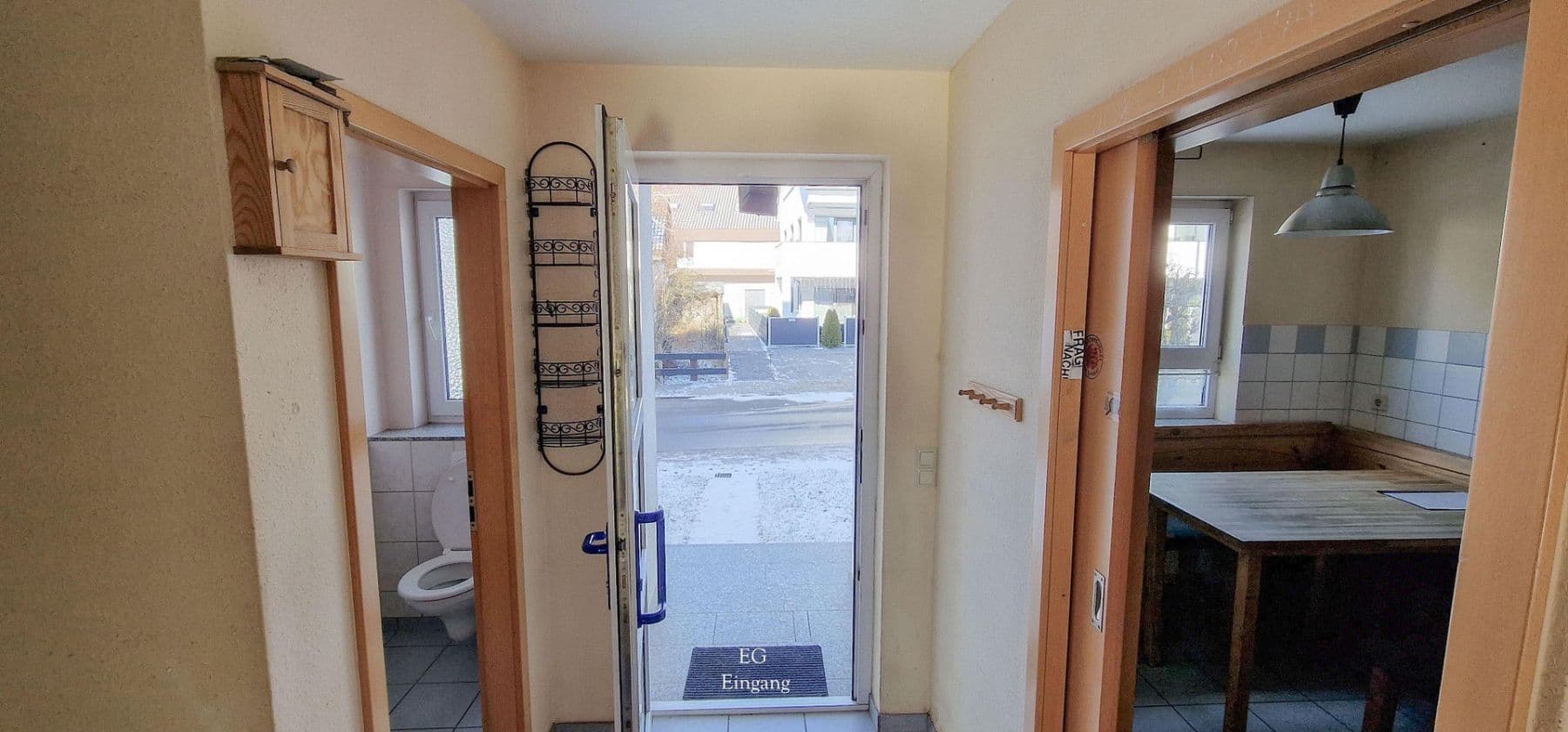 Predaj domu 168 m², pozemek 178 m², Bühlstraße 3/1, Uhingen, Bádensko-Wurttembersko Predaj domu 168 m², pozemek 178 m², Bühlstraße 3/1, Uhingen, Bádensko-Wurttembersko