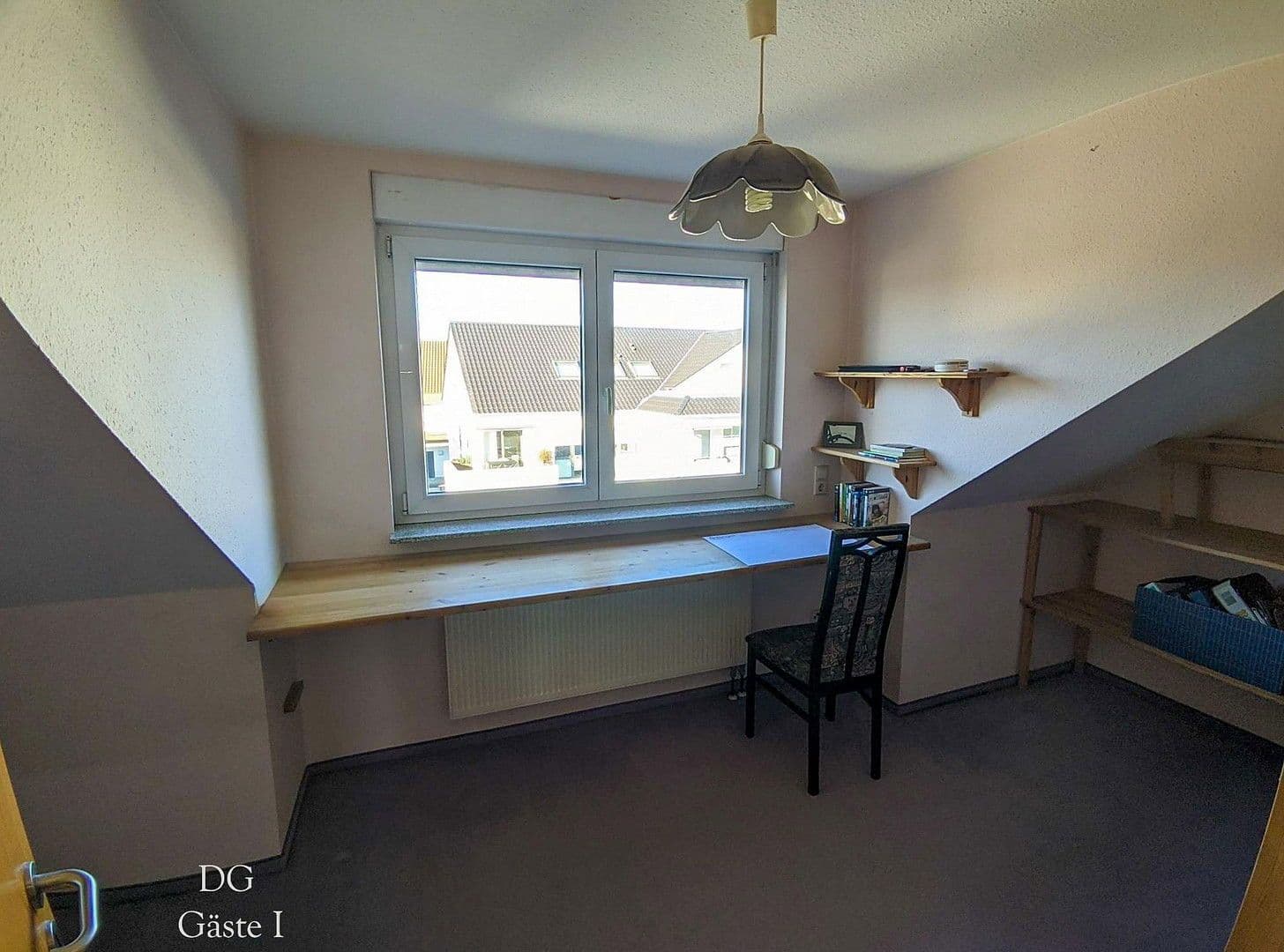 Predaj domu 168 m², pozemek 178 m², Bühlstraße 3/1, Uhingen, Bádensko-Wurttembersko Predaj domu 168 m², pozemek 178 m², Bühlstraße 3/1, Uhingen, Bádensko-Wurttembersko