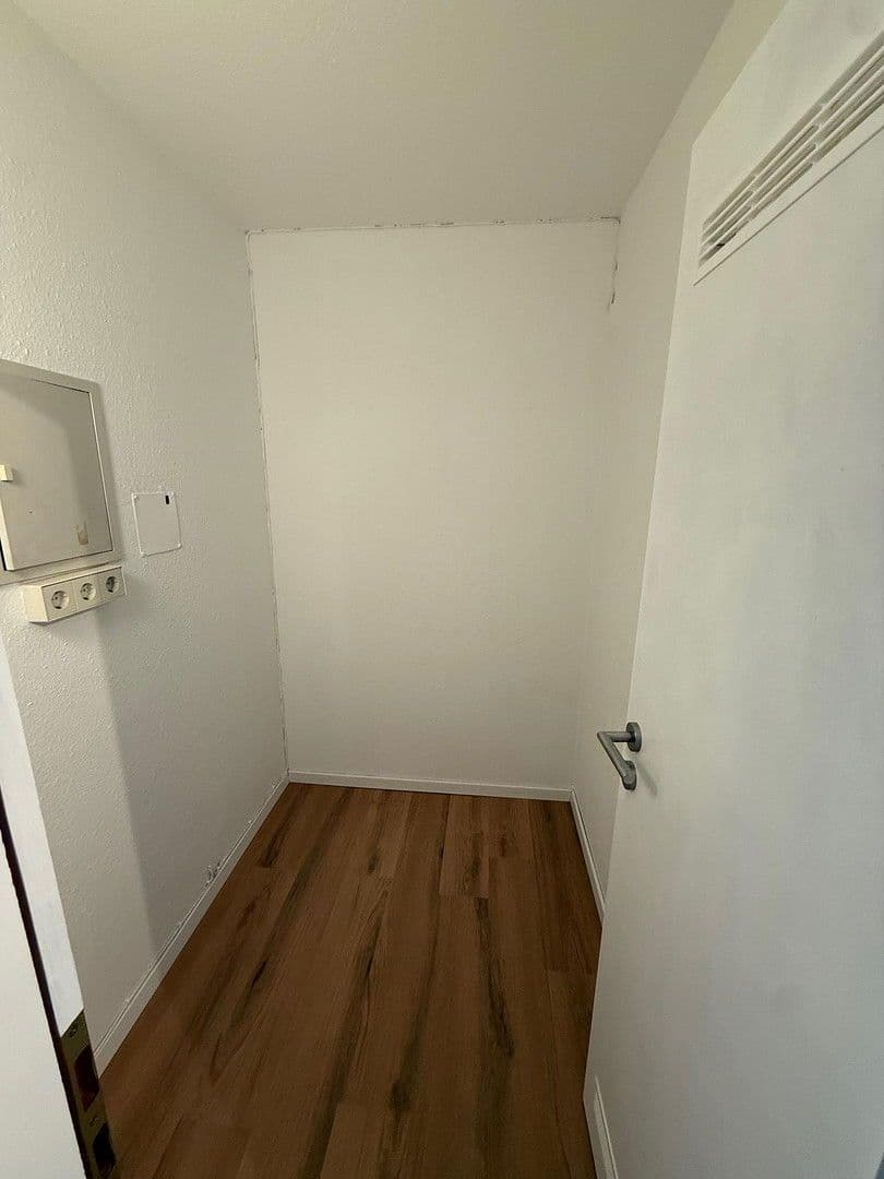 Prenájom bytu 2-izbový 63 m², Fritz-Reuter-Straße 16, Stuttgart, Bádensko-Wurttembersko Prenájom bytu 2-izbový 63 m², Fritz-Reuter-Straße 16, Stuttgart, Bádensko-Wurttembersko