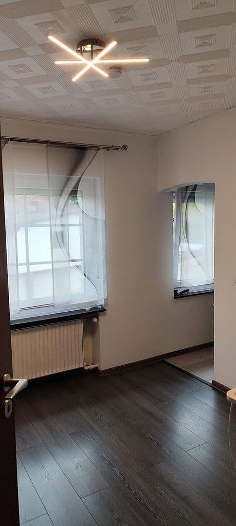 Predaj domu 180 m², pozemek 839 m², Illingen, Sársko Predaj domu 180 m², pozemek 839 m², Illingen, Sársko