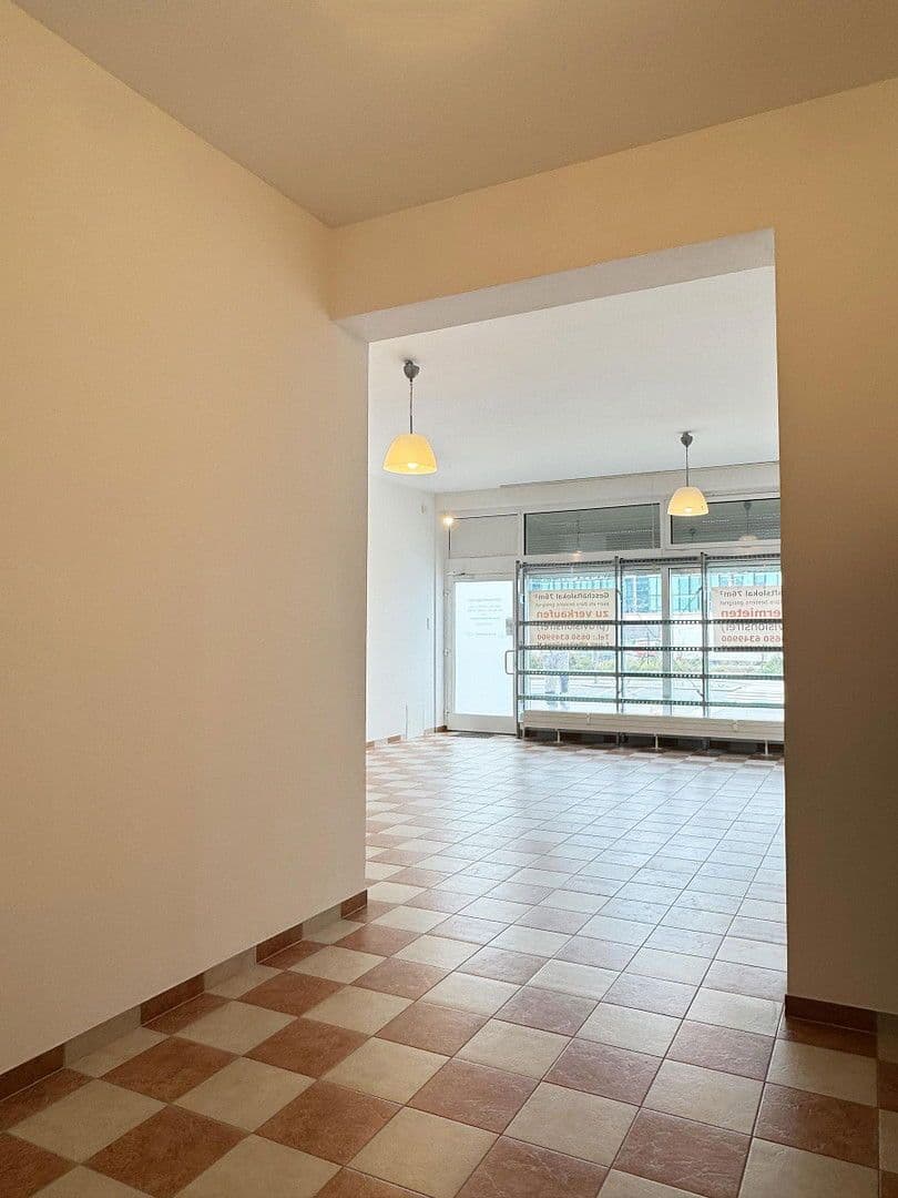 Prenájom nebytového priestoru 76 m², Weiserstraße 28, Salzburg, Salzbursko Prenájom nebytového priestoru 76 m², Weiserstraße 28, Salzburg, Salzbursko
