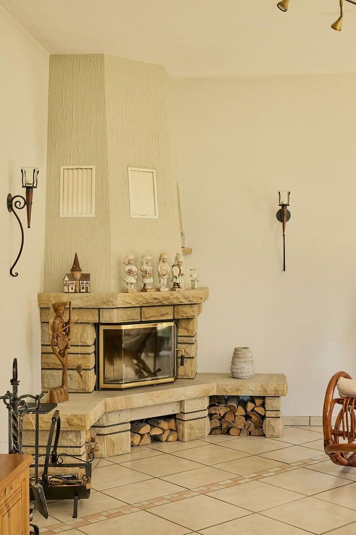 Predaj domu 277 m², pozemek 3.439 m², Treuenbrietzen, Brandenbursko Predaj domu 277 m², pozemek 3.439 m², Treuenbrietzen, Brandenbursko