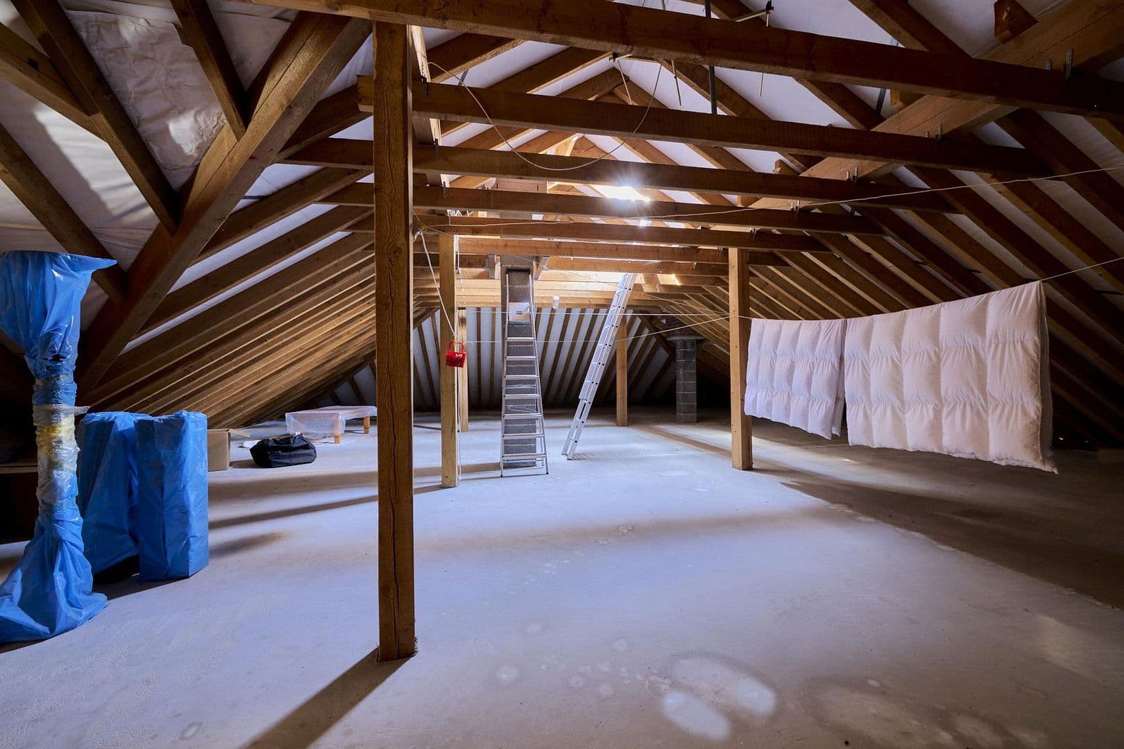 Predaj domu 277 m², pozemek 3.439 m², Treuenbrietzen, Brandenbursko Predaj domu 277 m², pozemek 3.439 m², Treuenbrietzen, Brandenbursko