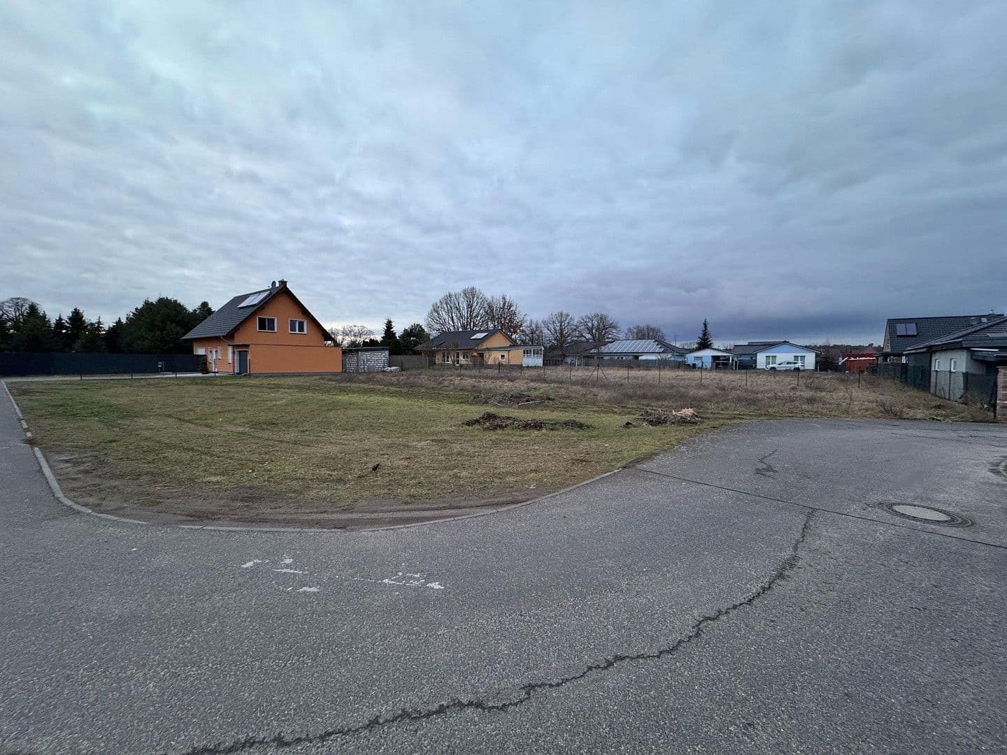 Predaj pozemku 626 m², Schmiedsteig, Nauen, Brandenbursko Predaj pozemku 626 m², Schmiedsteig, Nauen, Brandenbursko