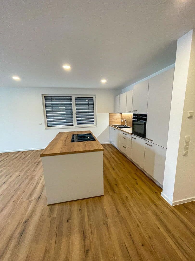 Prenájom bytu 2-izbový 82 m², Piesport, Porýnie-Falcko Prenájom bytu 2-izbový 82 m², Piesport, Porýnie-Falcko