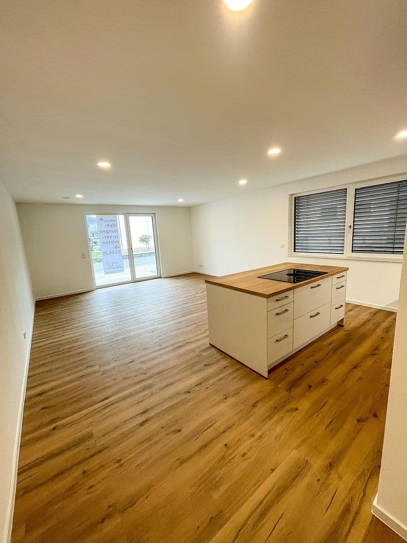 Prenájom bytu 2-izbový 82 m², Piesport, Porýnie-Falcko Prenájom bytu 2-izbový 82 m², Piesport, Porýnie-Falcko