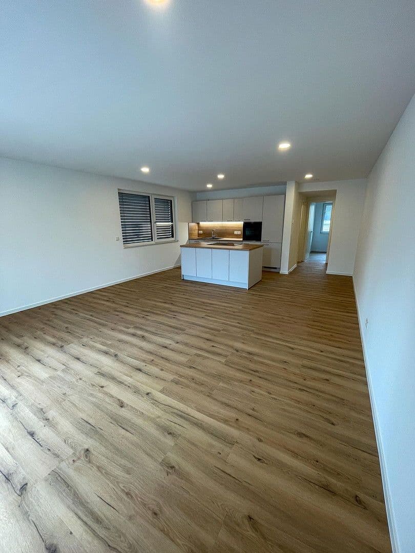 Prenájom bytu 2-izbový 82 m², Piesport, Porýnie-Falcko Prenájom bytu 2-izbový 82 m², Piesport, Porýnie-Falcko