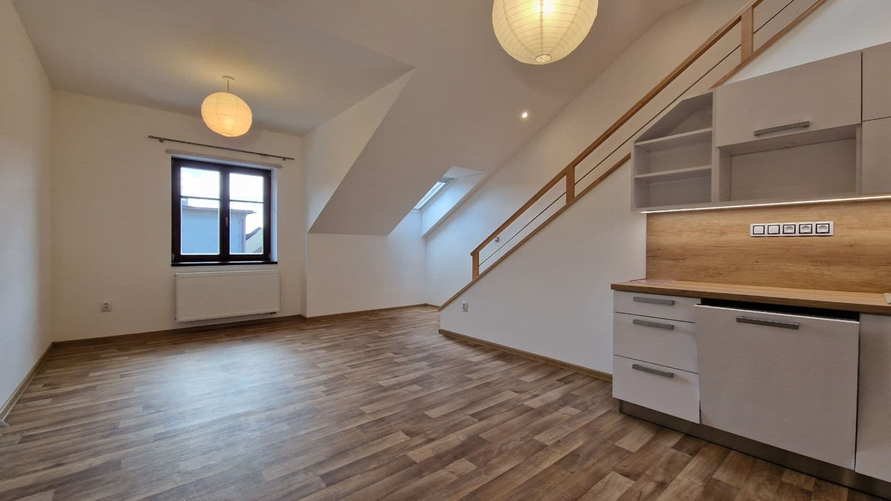 Predaj bytu 3-izbový 92 m², Purkyňova, Lanškroun, Pardubický kraj Predaj bytu 3-izbový 92 m², Purkyňova, Lanškroun, Pardubický kraj