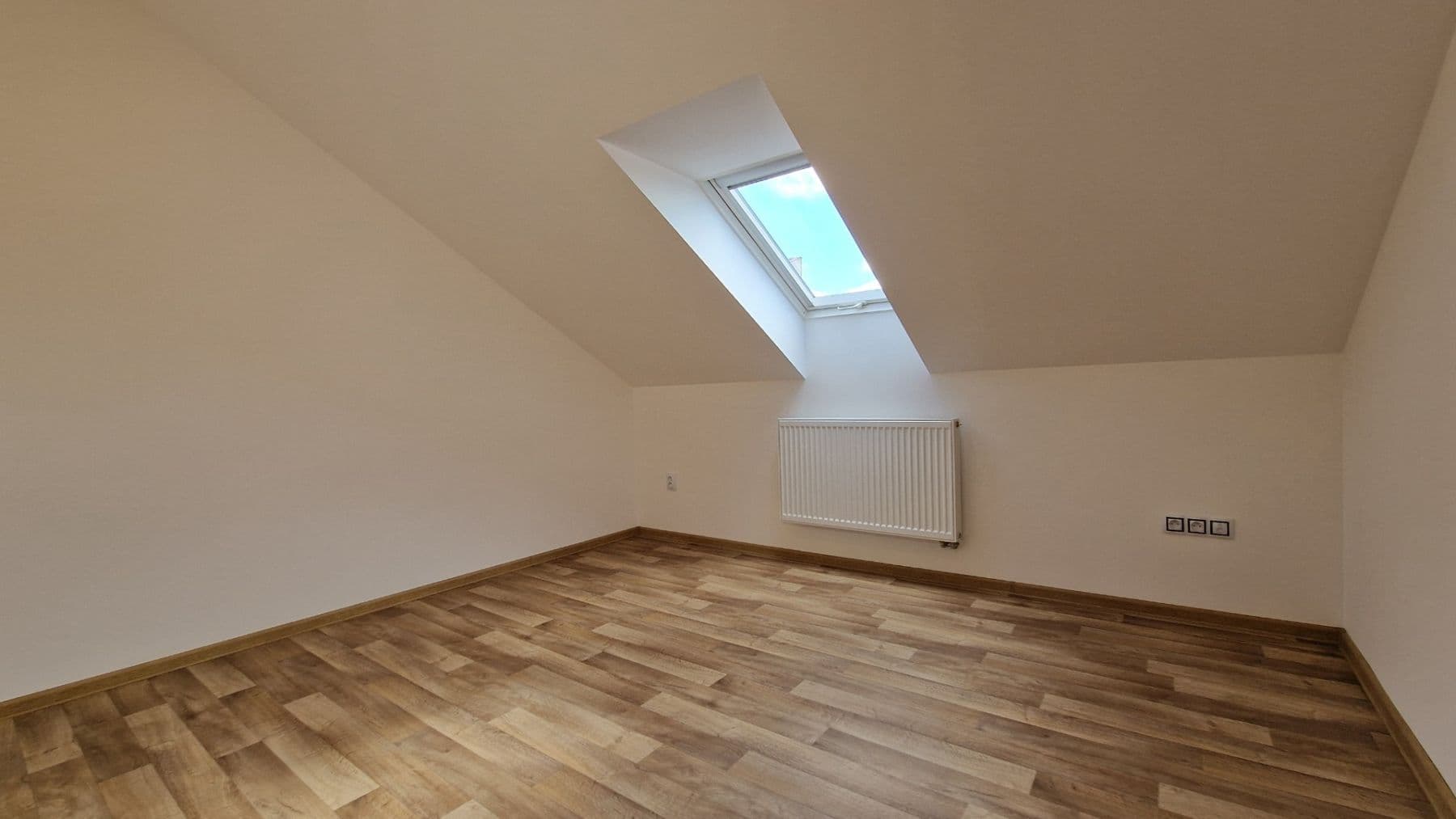 Predaj bytu 3-izbový 92 m², Purkyňova, Lanškroun, Pardubický kraj Predaj bytu 3-izbový 92 m², Purkyňova, Lanškroun, Pardubický kraj