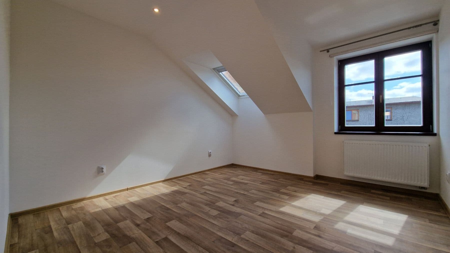 Predaj bytu 3-izbový 92 m², Purkyňova, Lanškroun, Pardubický kraj Predaj bytu 3-izbový 92 m², Purkyňova, Lanškroun, Pardubický kraj