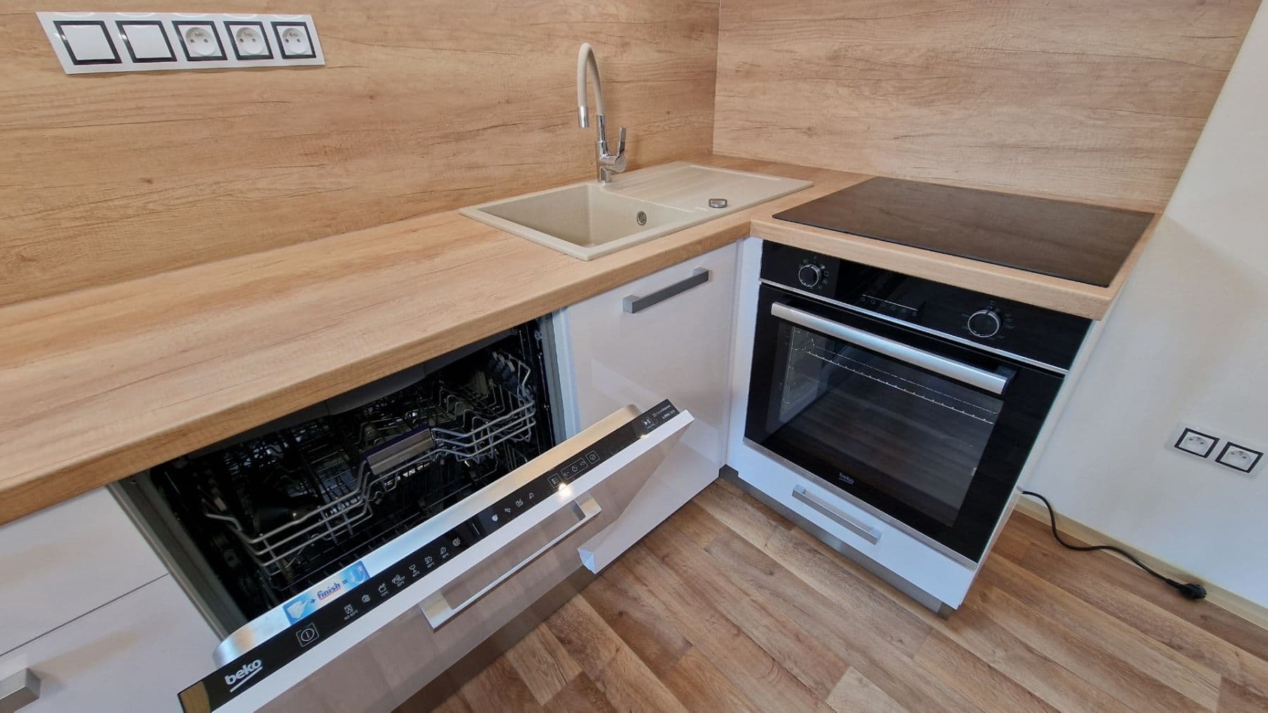 Predaj bytu 3-izbový 92 m², Purkyňova, Lanškroun, Pardubický kraj Predaj bytu 3-izbový 92 m², Purkyňova, Lanškroun, Pardubický kraj