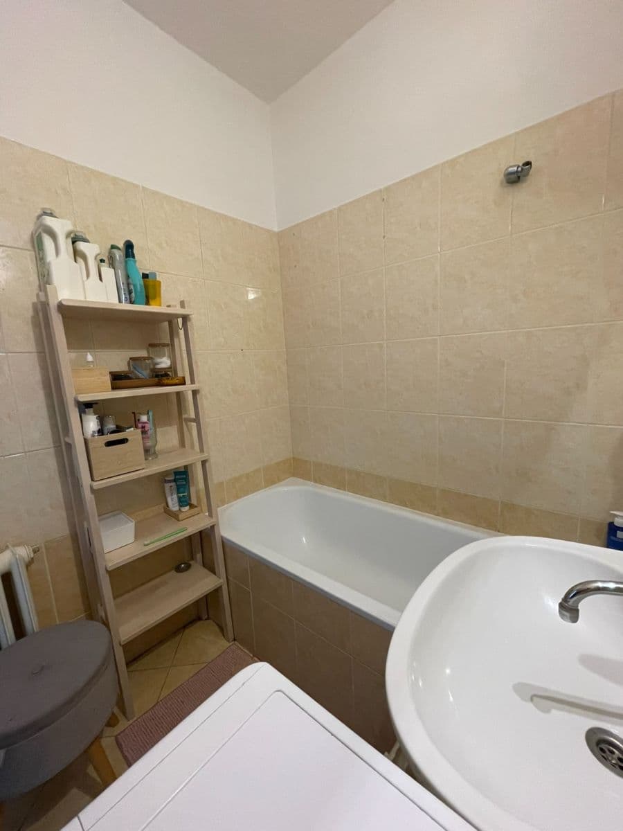 Prenájom bytu 2-izbový 55 m², Na Kocínce, Praha, Praha Prenájom bytu 2-izbový 55 m², Na Kocínce, Praha, Praha