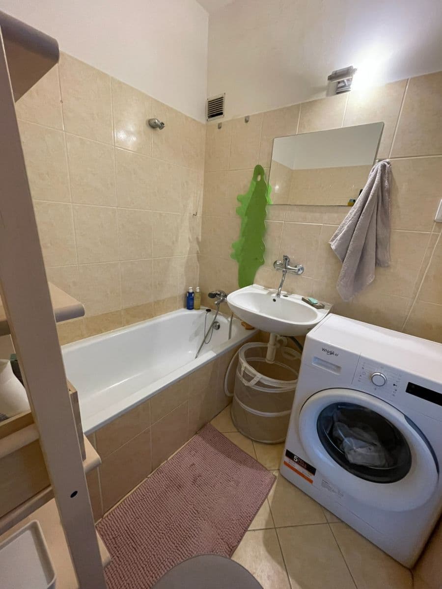 Prenájom bytu 2-izbový 55 m², Na Kocínce, Praha, Praha Prenájom bytu 2-izbový 55 m², Na Kocínce, Praha, Praha