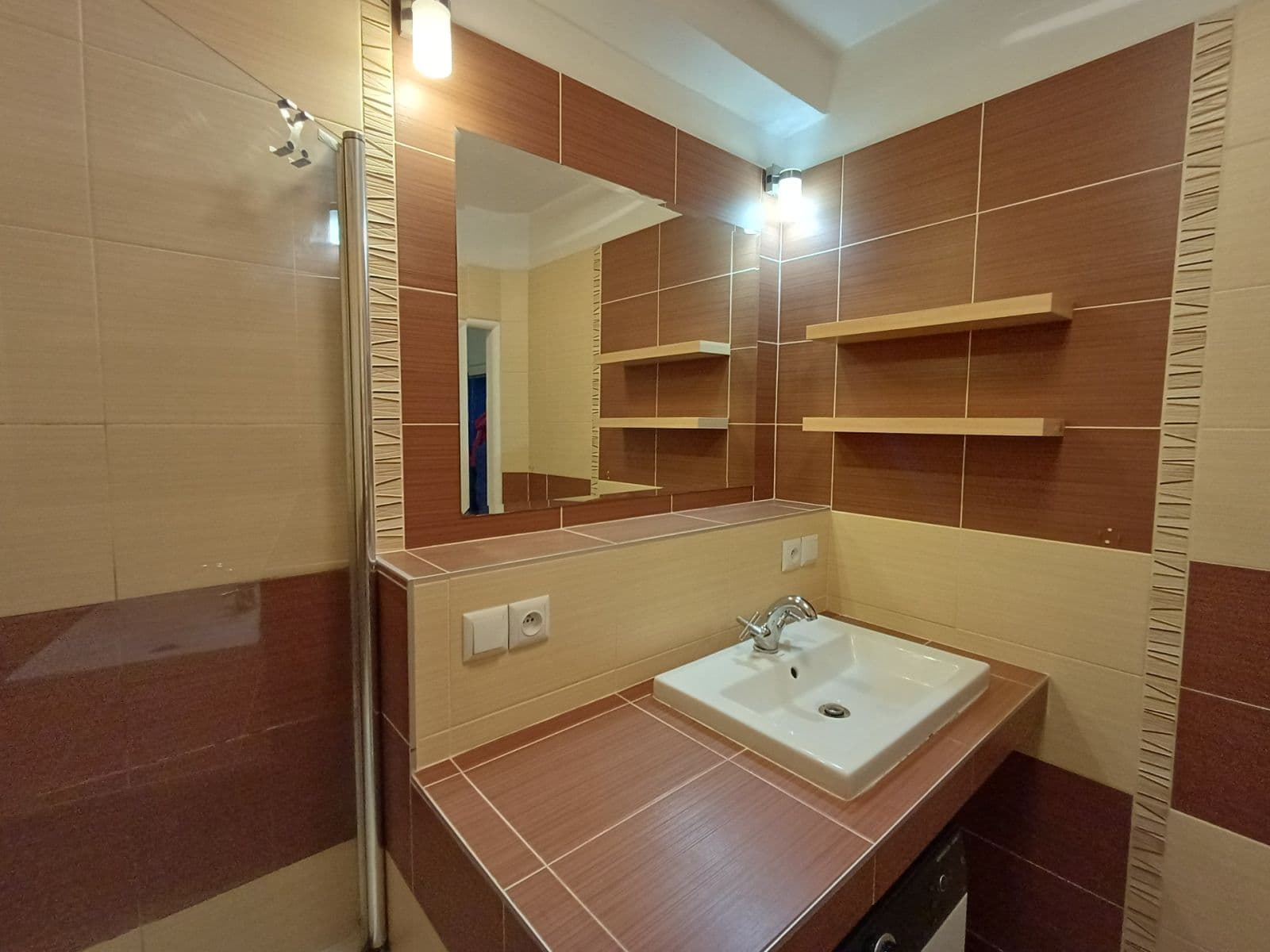 Predaj bytu 3-izbový 66 m², Hráského, Benešov, Středočeský kraj Predaj bytu 3-izbový 66 m², Hráského, Benešov, Středočeský kraj