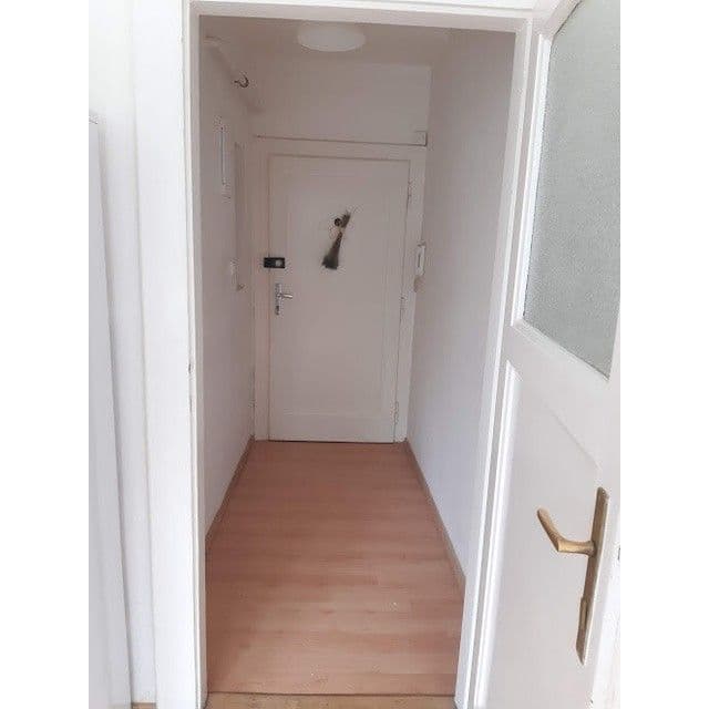 Prenájom bytu 2-izbový 40 m², Kladenská, Praha, Praha Prenájom bytu 2-izbový 40 m², Kladenská, Praha, Praha