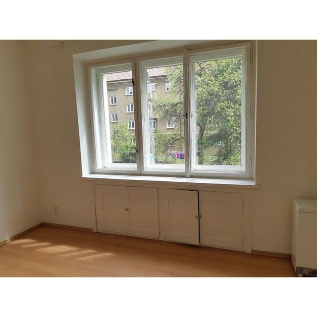 Prenájom bytu 2-izbový 40 m², Kladenská, Praha, Praha Prenájom bytu 2-izbový 40 m², Kladenská, Praha, Praha