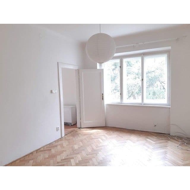 Prenájom bytu 2-izbový 40 m², Kladenská, Praha, Praha Prenájom bytu 2-izbový 40 m², Kladenská, Praha, Praha