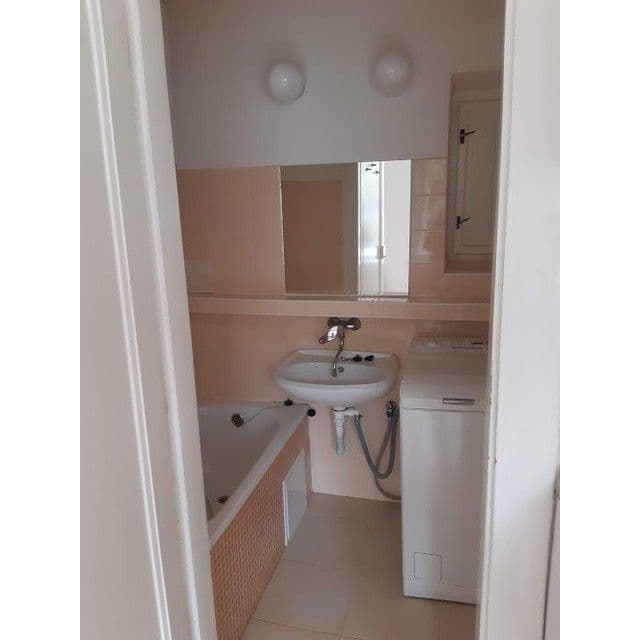 Prenájom bytu 2-izbový 40 m², Kladenská, Praha, Praha Prenájom bytu 2-izbový 40 m², Kladenská, Praha, Praha