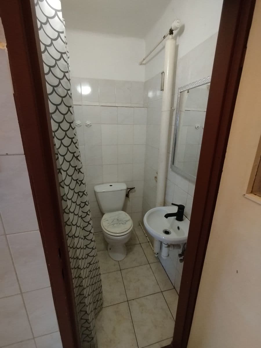 Prenájom bytu 1-izbový 32 m², Sevastopolská, Kladno, Středočeský kraj Prenájom bytu 1-izbový 32 m², Sevastopolská, Kladno, Středočeský kraj