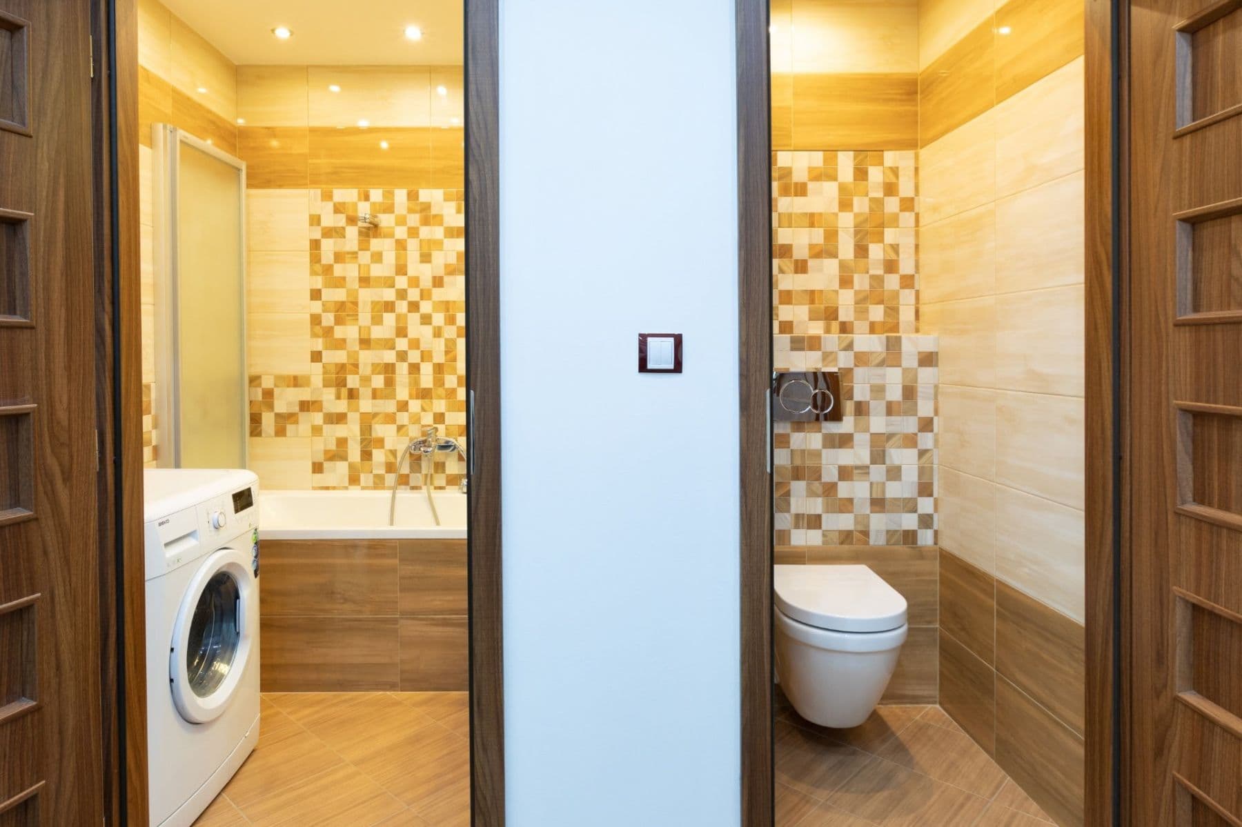 Prenájom bytu 3-izbový 76 m², Tatarkova, Praha, Praha Prenájom bytu 3-izbový 76 m², Tatarkova, Praha, Praha