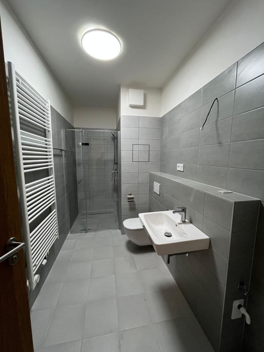 Prenájom bytu 2-izbový 60 m², Tovární, Liberec, Liberecký kraj Prenájom bytu 2-izbový 60 m², Tovární, Liberec, Liberecký kraj