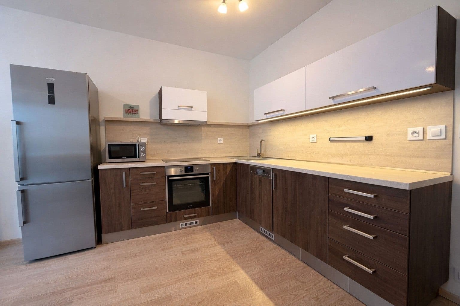 Prenájom bytu 2-izbový 67 m², Křídlovická, Brno, Jihomoravský kraj Prenájom bytu 2-izbový 67 m², Křídlovická, Brno, Jihomoravský kraj