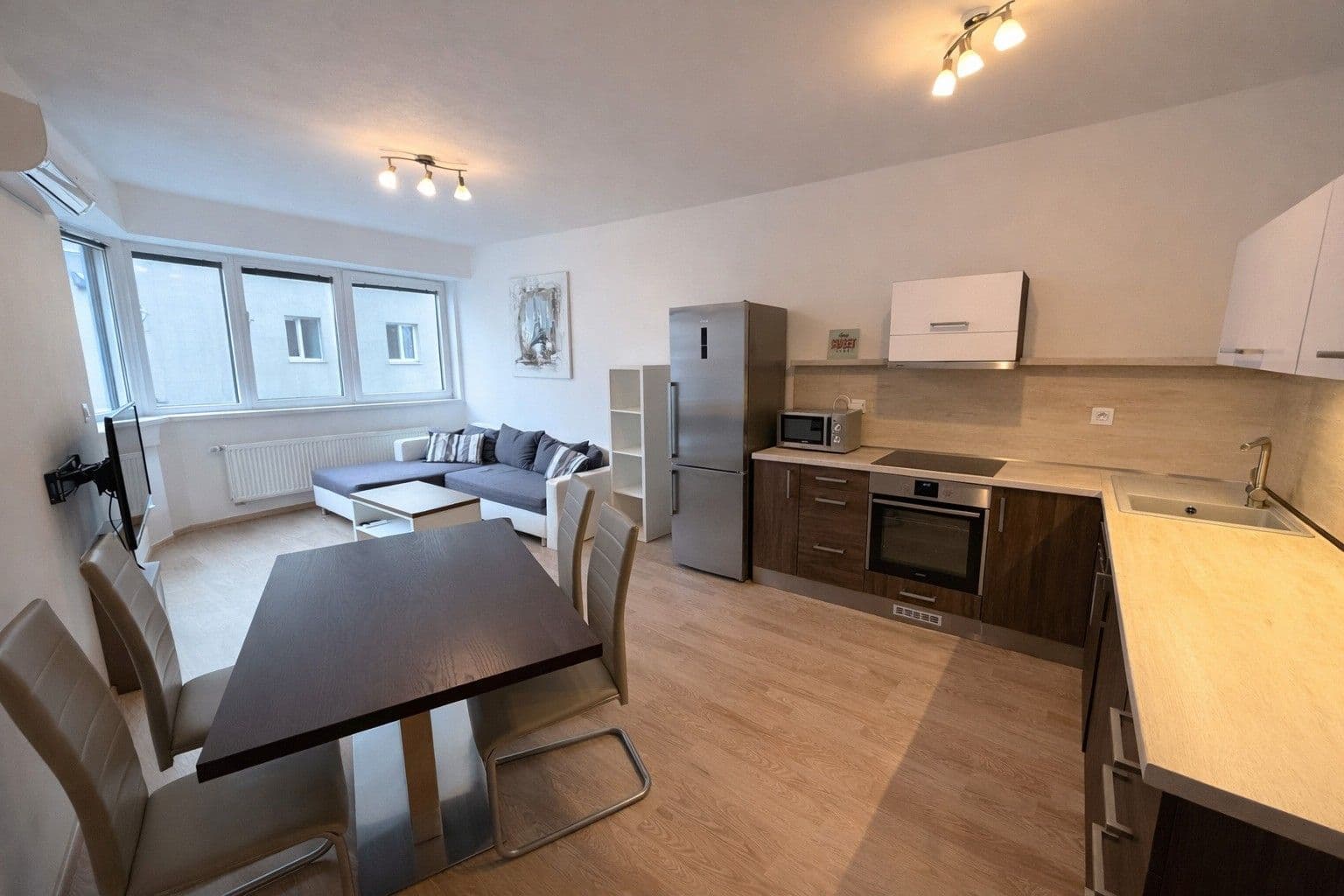 Prenájom bytu 2-izbový 67 m², Křídlovická, Brno, Jihomoravský kraj Prenájom bytu 2-izbový 67 m², Křídlovická, Brno, Jihomoravský kraj