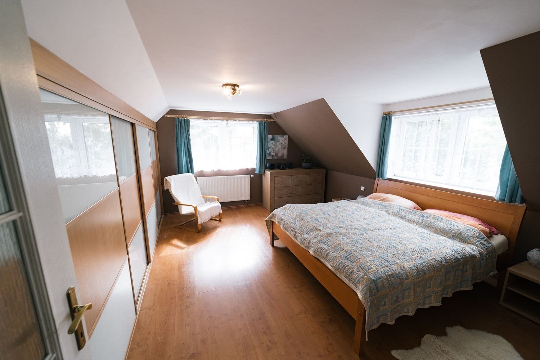 Predaj domu 156 m², pozemek 859 m², Marie Majerové, Kladno, Středočeský kraj Predaj domu 156 m², pozemek 859 m², Marie Majerové, Kladno, Středočeský kraj