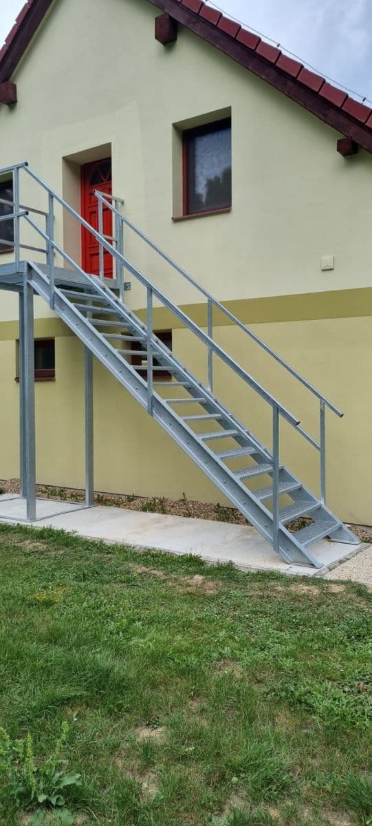 Prenájom bytu 1-izbový 21 m², Olešnice, Jihočeský kraj Prenájom bytu 1-izbový 21 m², Olešnice, Jihočeský kraj