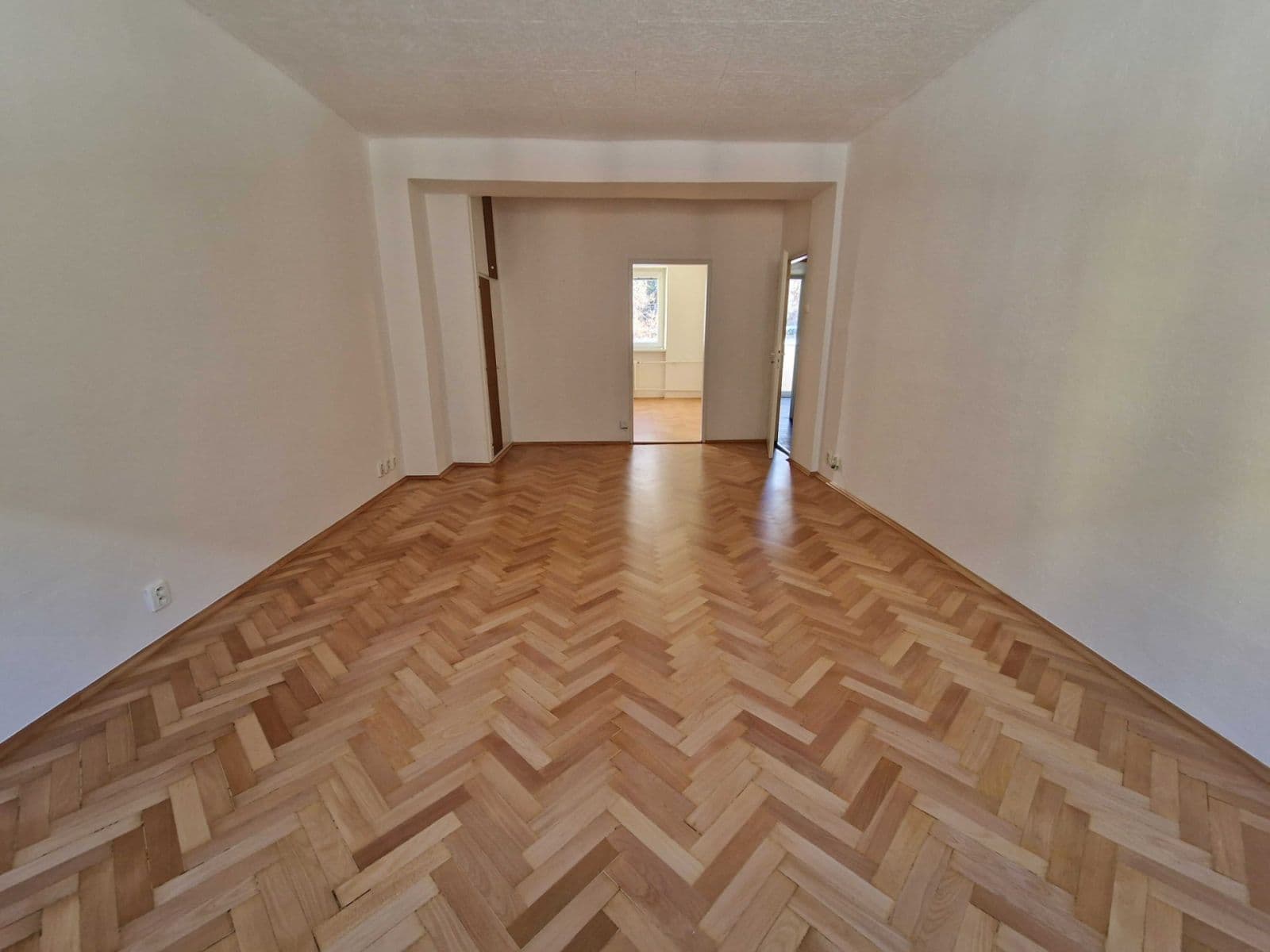 Prenájom bytu 2-izbový 58 m², Podolská, Praha, Praha Prenájom bytu 2-izbový 58 m², Podolská, Praha, Praha
