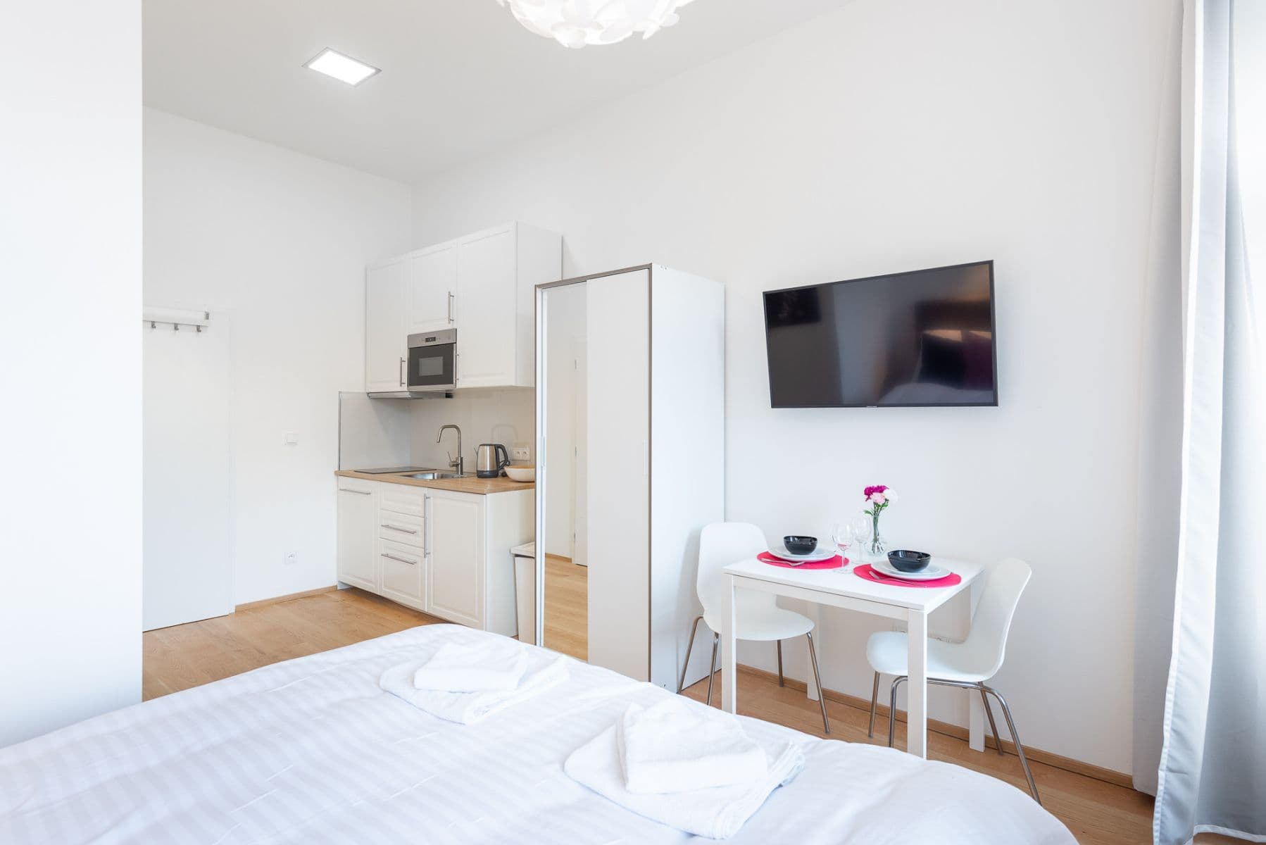 Prenájom bytu 25 m², Těšnov, Praha, Praha Prenájom bytu 25 m², Těšnov, Praha, Praha