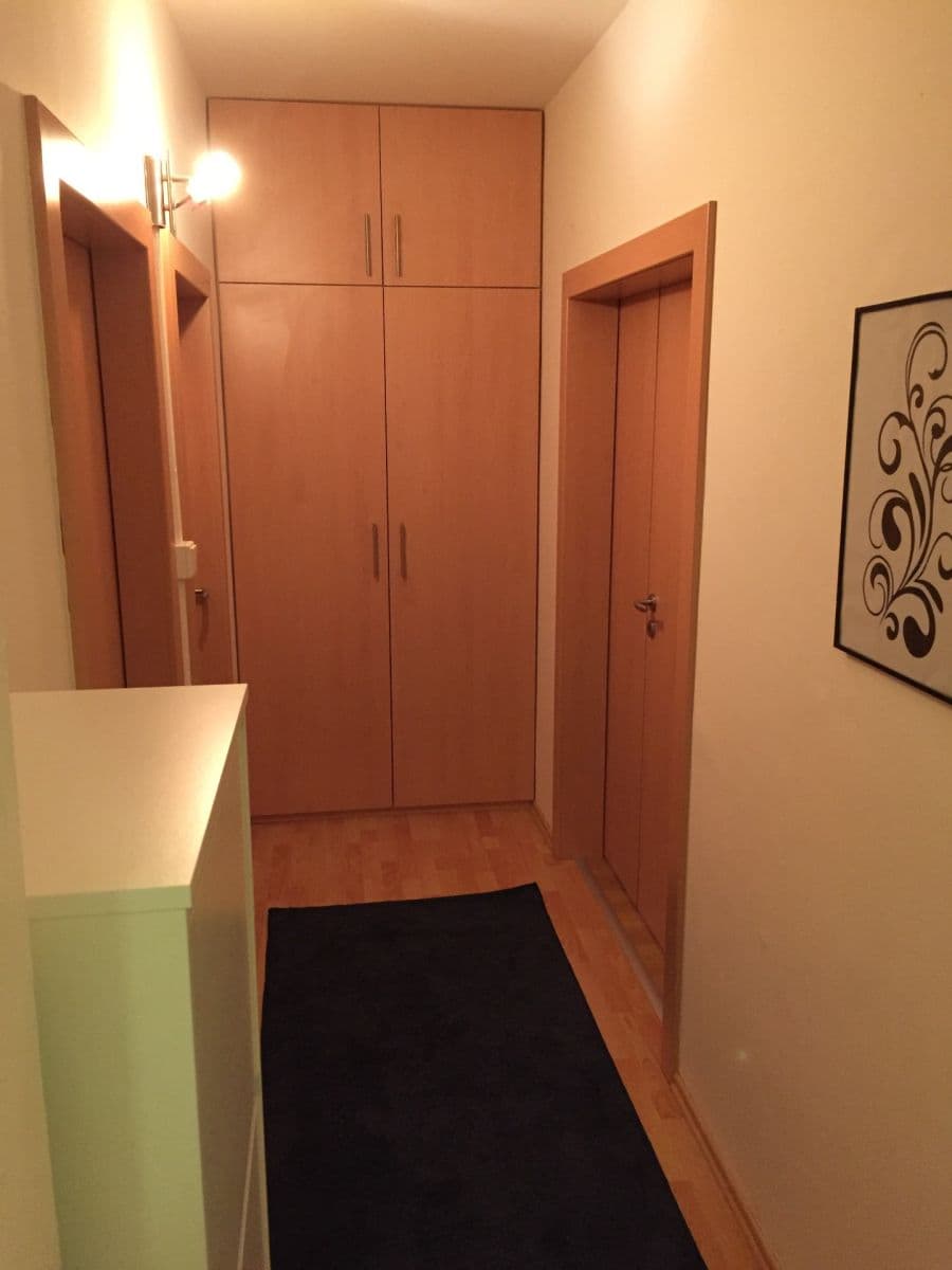 Prenájom bytu 3-izbový 64 m², Sokolovská, Plzeň, Plzeňský kraj Prenájom bytu 3-izbový 64 m², Sokolovská, Plzeň, Plzeňský kraj