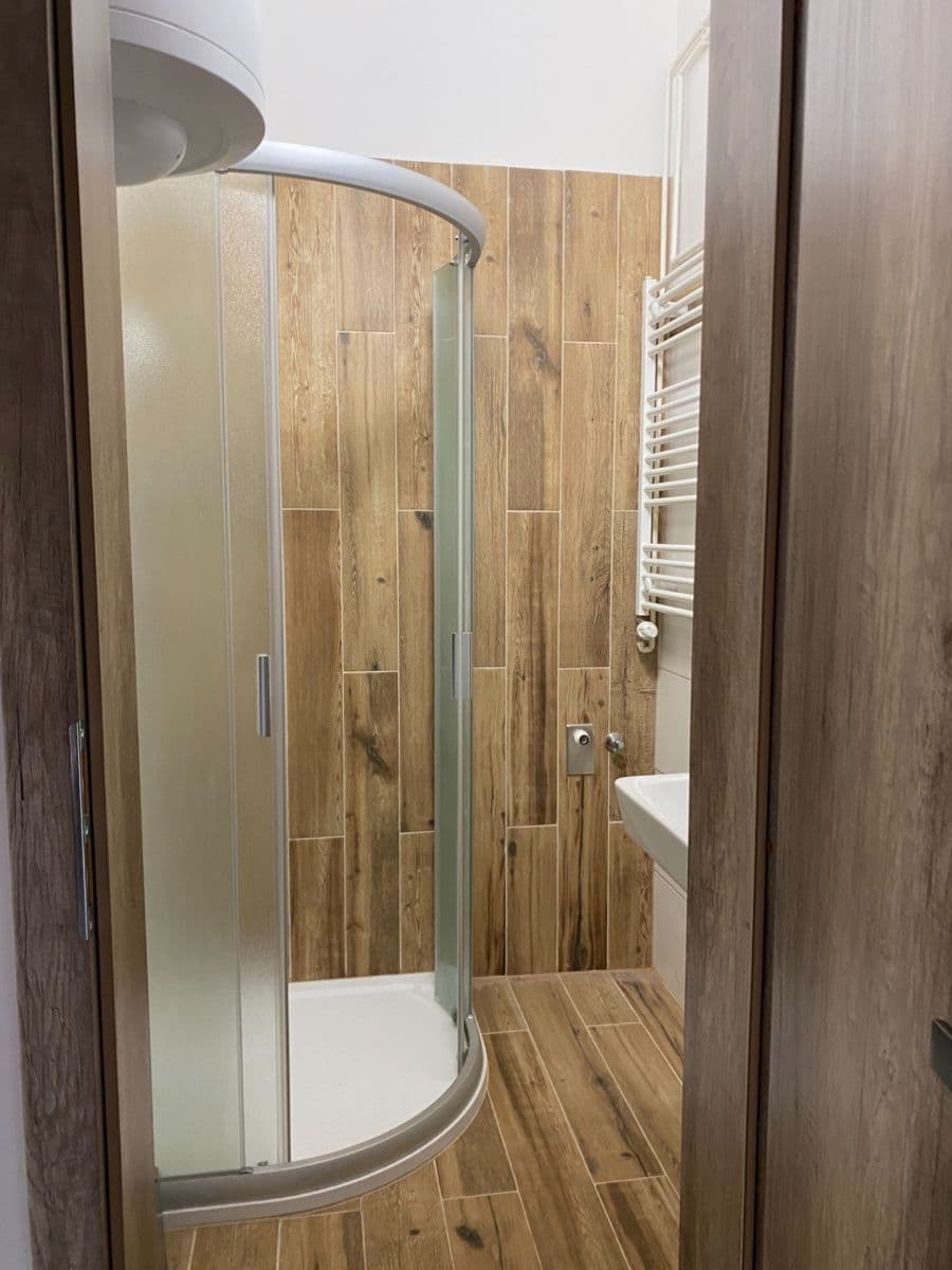 Prenájom bytu 2-izbový 50 m², Svěchyňova, Chrudim, Pardubický kraj Prenájom bytu 2-izbový 50 m², Svěchyňova, Chrudim, Pardubický kraj