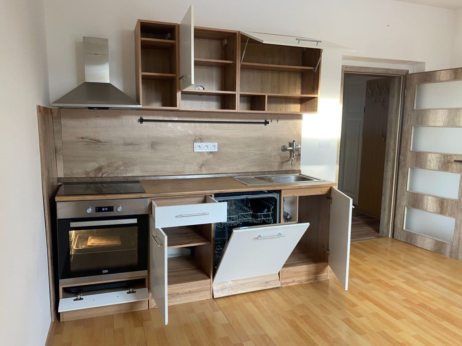 Prenájom bytu 2-izbový 50 m², Svěchyňova, Chrudim, Pardubický kraj Prenájom bytu 2-izbový 50 m², Svěchyňova, Chrudim, Pardubický kraj