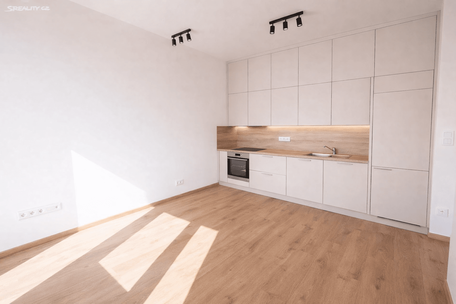 Prenájom bytu 1-izbový 31 m², Hermanové, Praha, Praha Prenájom bytu 1-izbový 31 m², Hermanové, Praha, Praha